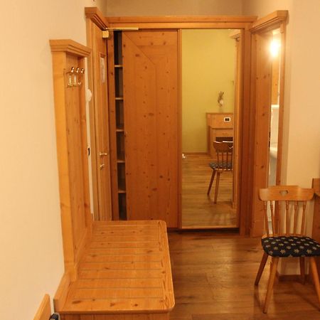 Gasthaus Zum Weissen Kreuz Lazfons Esterno foto