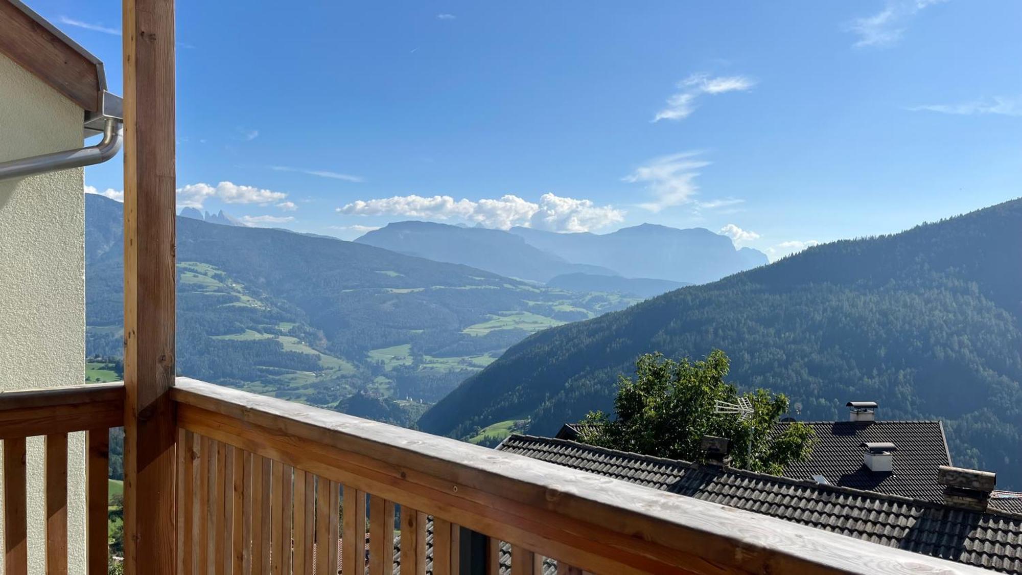 Gasthaus Zum Weissen Kreuz Lazfons Esterno foto