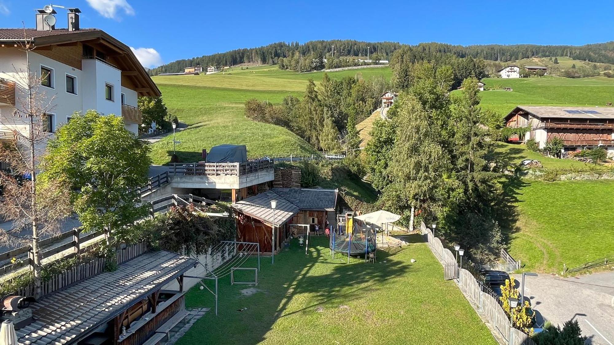 Gasthaus Zum Weissen Kreuz Lazfons Esterno foto