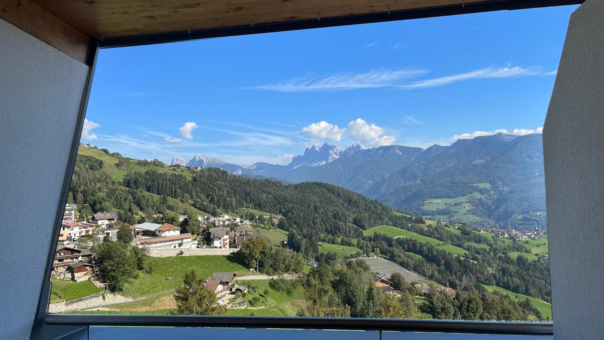 Gasthaus Zum Weissen Kreuz Lazfons Esterno foto