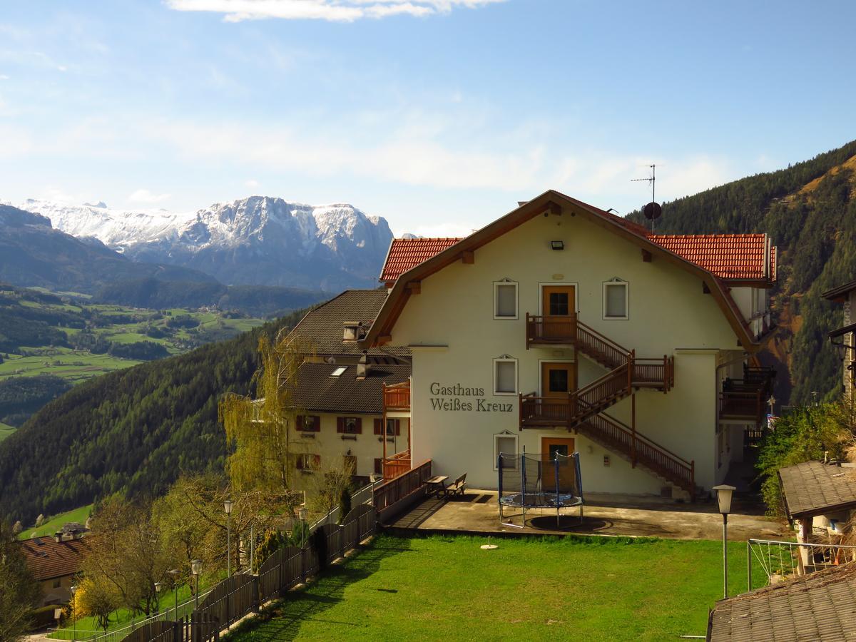 Gasthaus Zum Weissen Kreuz Lazfons Esterno foto