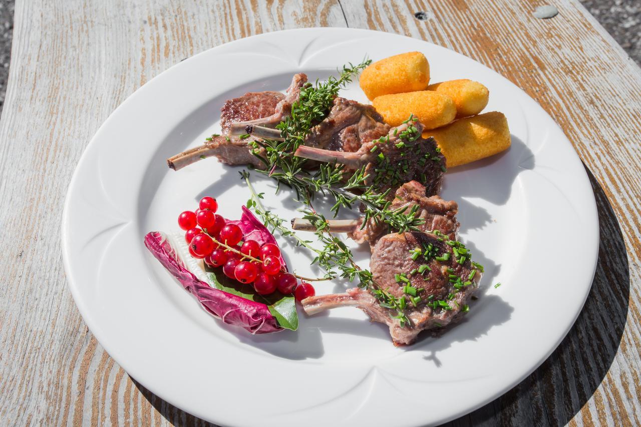 Gasthaus Zum Weissen Kreuz Lazfons Esterno foto